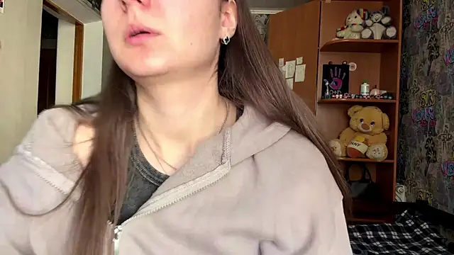 poly princess online show from 25, 3, 2026