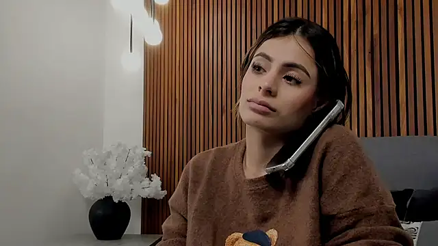 Snapshot of Amara_Velvet_ chatting on 5, 6, 2026 Amara Velvet online show from 5, 6, 2026
