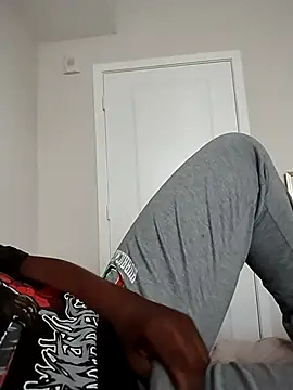 makeherfeelg online show from 20, 4, 2026