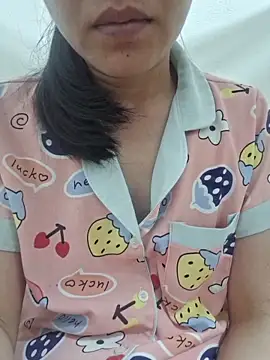 Snapshot of kieuqueen92 chatting on 27, 2, 2026 kieuqueen92 online show from 27, 2, 2026