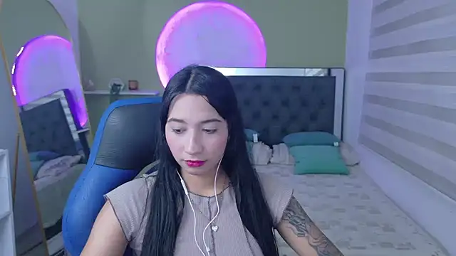 ivvoncute online show from 5, 7, 2026