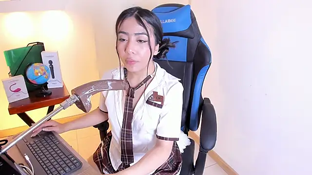 Valecute  online show from 11, 3, 2026