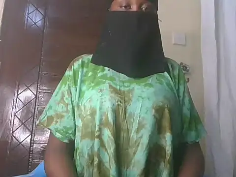 sweetchocolatey-puss online show from 21, 2, 2026