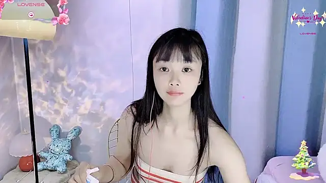 okyssa online show from 13, 4, 2026