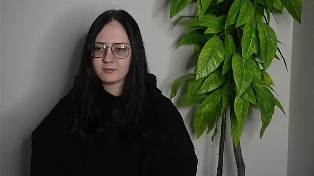 Snapshot of LeBrindza chatting on 21, 2, 2026 LeBrindza online show from 21, 2, 2026