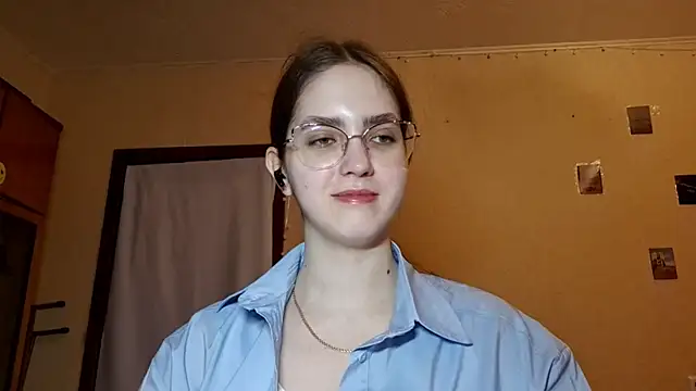 Snapshot of Katelemon chatting on 11, 4, 2026 Katelemon online show from 11, 4, 2026