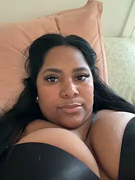 Snapshot of Yiseth15 chatting on 20, 2, 2026 Yiseth15 online show from 20, 2, 2026