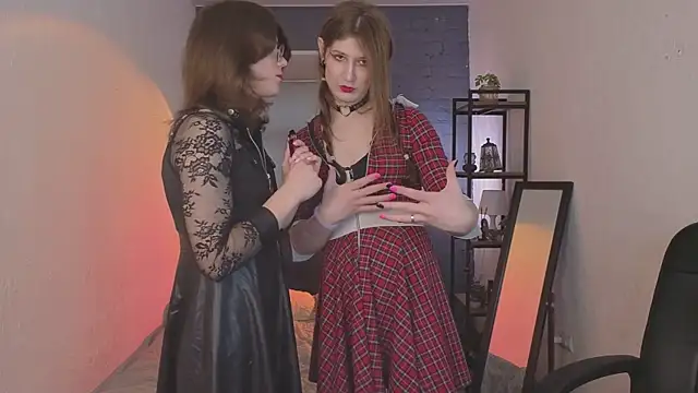 Snapshot of ZoriaLovesLuna chatting on 29, 3, 2026 ZoriaLovesLuna online show from 29, 3, 2026