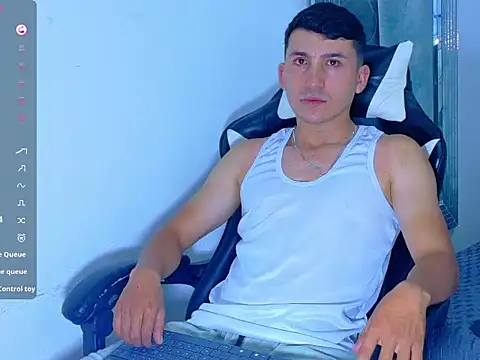 Snapshot of SharleeBoygum chatting on 21, 2, 2026 SharleeBoygum online show from 21, 2, 2026