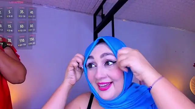 HijabiMilff online show from 13, 4, 2026
