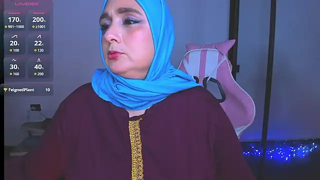 Snapshot of HijabiMilff chatting on 11, 6, 2026 HijabiMilff online show from 11, 6, 2026