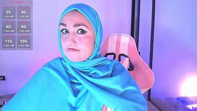Snapshot of HijabiMilff chatting on 31, 7, 2026 HijabiMilff online show from 31, 7, 2026