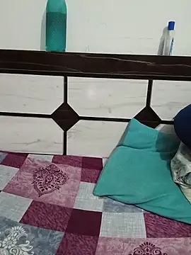 Queenlipx online show from 5, 3, 2026