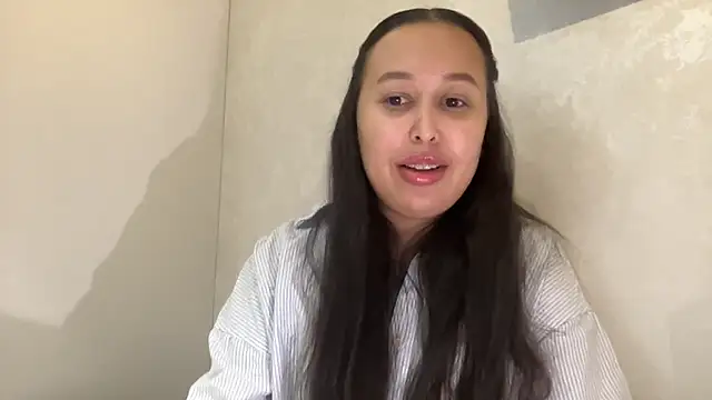 Snapshot of Dana_005 chatting on 5, 3, 2026 Dana 005 online show from 5, 3, 2026