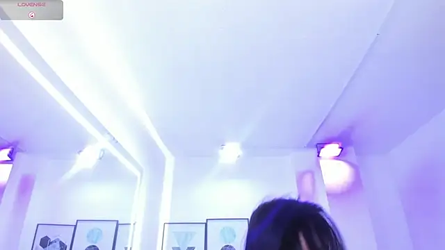 Chloe meoww online show from 4, 7, 2026