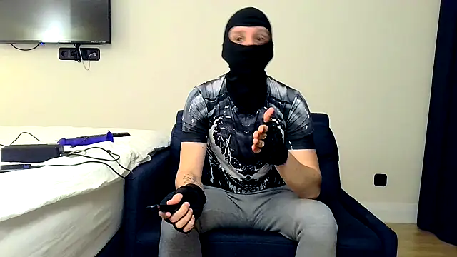RyanRubber online show from 5, 4, 2026