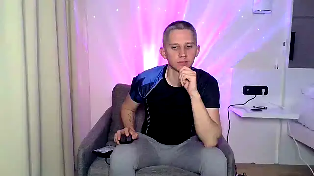 RyanRubber online show from 5, 5, 2026