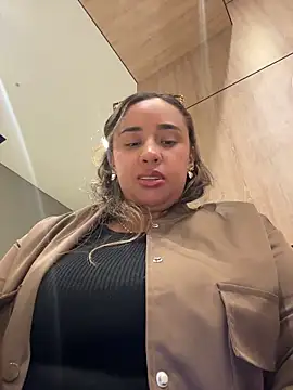 Snapshot of Eyssha chatting on 8, 4, 2026 Eyssha online show from 8, 4, 2026