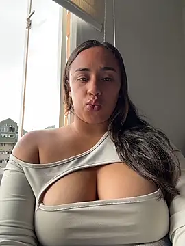 Snapshot of Eyssha chatting on 10, 4, 2026 Eyssha online show from 10, 4, 2026