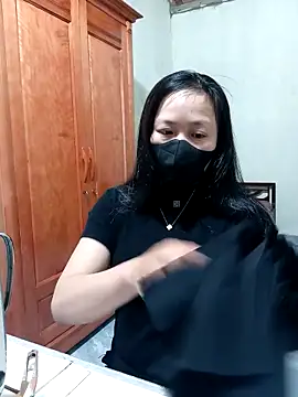 Snapshot of millkon chatting on 13, 3, 2026 millkon online show from 13, 3, 2026