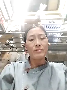 lris-Beauty77 online show from 9, 3, 2026