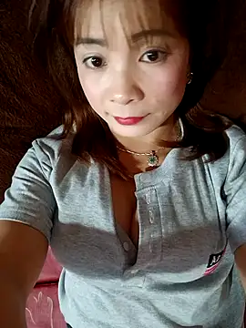 Him MountainGirl26 online show from 23, 2, 2026