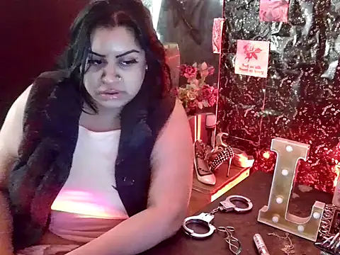 Snapshot of MistressMileenaMiami chatting on 15, 7, 2026 MistressMileenaMiami online show from 15, 7, 2026