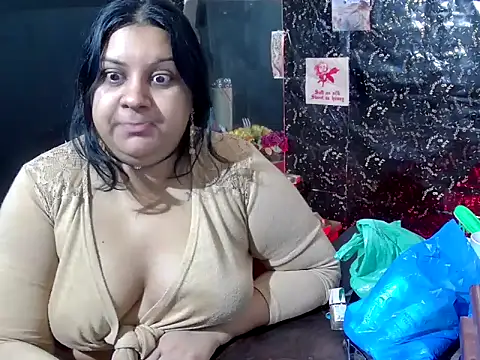 Snapshot of MistressMileenaMiami chatting on 20, 7, 2026 MistressMileenaMiami online show from 20, 7, 2026