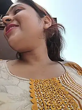 Snapshot of Aanushaka chatting on 8, 6, 2026 Aanushaka online show from 8, 6, 2026