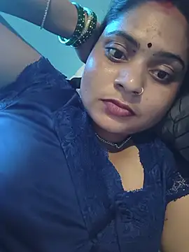 Snapshot of Aanushaka chatting on 4, 8, 2026 Aanushaka online show from 4, 8, 2026