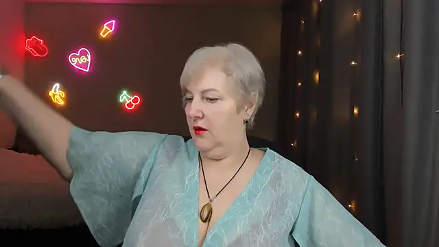 Mary-Leee online show from 9, 4, 2026