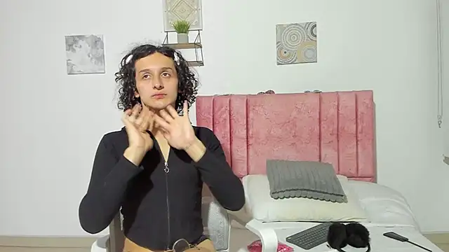 Maverick angel online show from 14, 3, 2026