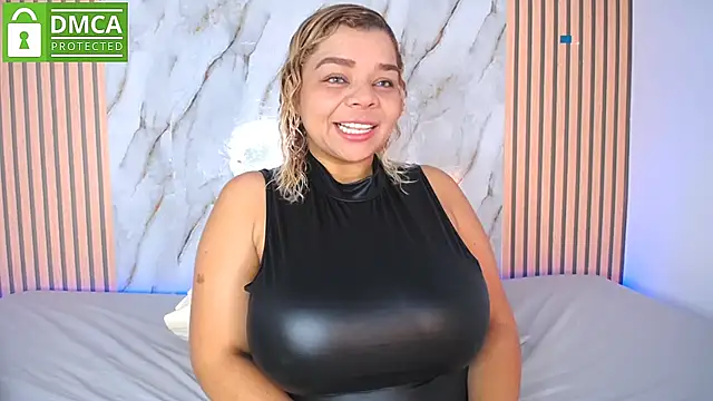 CasieBigtits online show from 21, 3, 2026