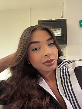 Snapshot of AnnyVega__ chatting on 7, 7, 2026 AnnyVega online show from 7, 7, 2026