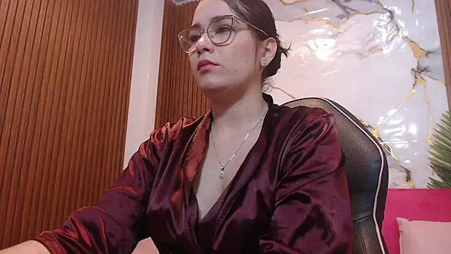 Snapshot of Loren_Tay chatting on 5, 5, 2026 Loren Tay online show from 5, 5, 2026