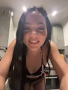 Snapshot of HiddenHalo1 chatting on 1, 3, 2026 HiddenHalo1 online show from 1, 3, 2026