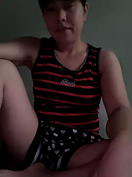 juicy-milu online show from 13, 4, 2026