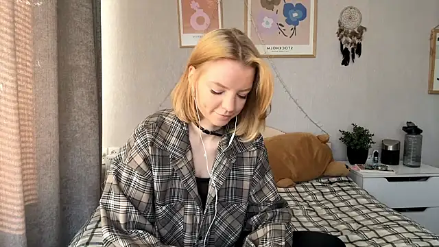 Snapshot of Marry_Sornatiko chatting on 1, 3, 2026 Marry Sornatiko online show from 1, 3, 2026