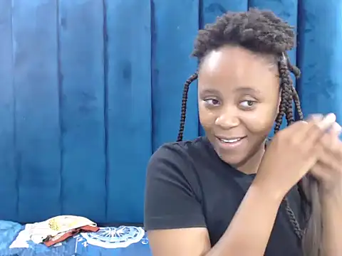 CreamyTea online show from 6, 3, 2026