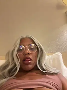 princessandthefootjob online show from 27, 4, 2026
