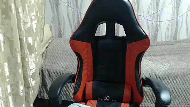 Snapshot of Golden_Muse chatting on 25, 2, 2026 Golden Muse online show from 25, 2, 2026