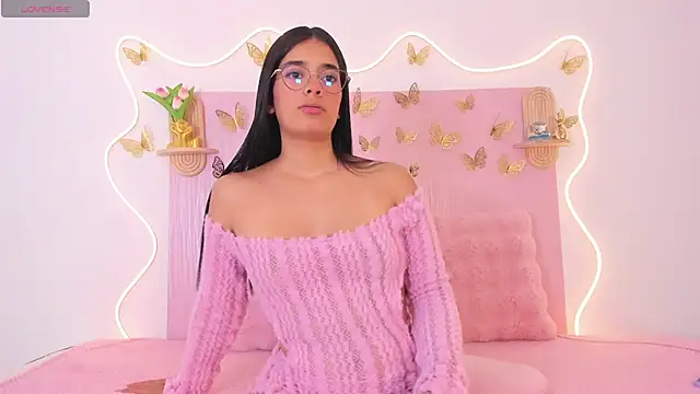 Isaa-queen online show from 8, 4, 2026