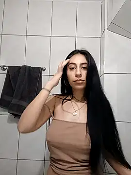 selena69k online show from 2, 3, 2026