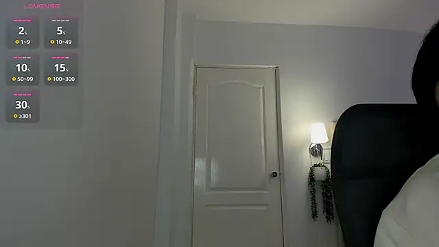 Yasmin cute online show from 24, 3, 2026