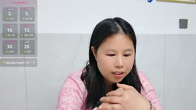 Snapshot of Hannah-33 chatting on 25, 2, 2026 Hannah-33 online show from 25, 2, 2026