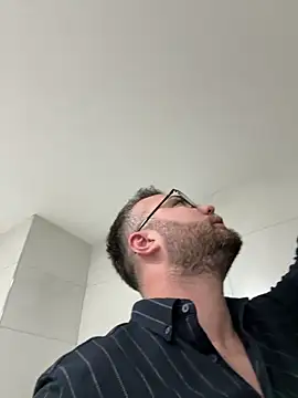 Snapshot of berkay977 chatting on 1, 3, 2026 berkay977 online show from 1, 3, 2026