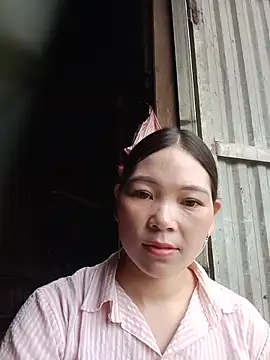 Snapshot of Salyk5 chatting on 24, 5, 2026 Salyk5 online show from 24, 5, 2026
