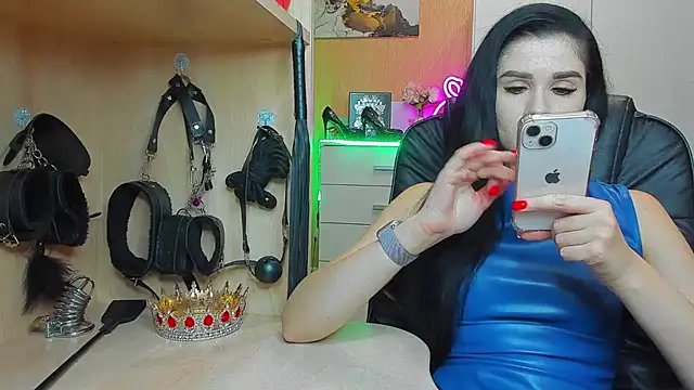 KristiTopxx online show from 8, 9, 2025