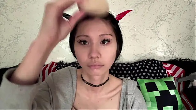 kishagrayone online show from 22, 5, 2026