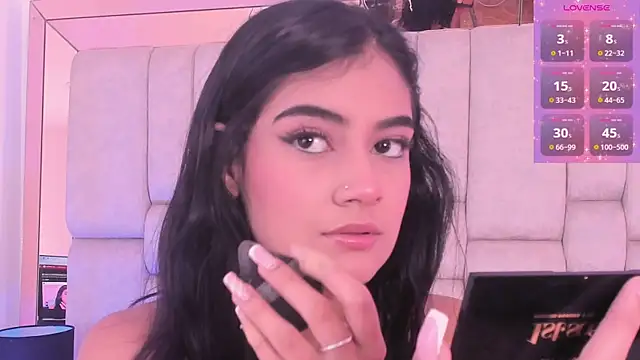 Snapshot of KatherineRuiz_ chatting on 29, 4, 2026 KatherineRuiz online show from 29, 4, 2026